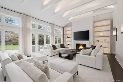 3 Horseshoe Road, Old Westbury, NY 11568 - Photo 10