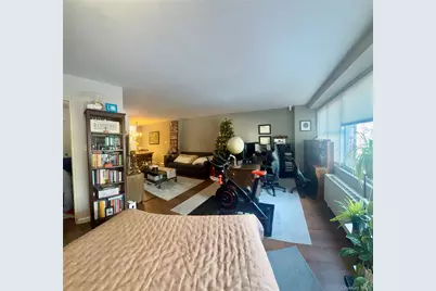 61-20 Grand Central Parkway #B 410, Forest Hills, NY 11375 - Photo 12