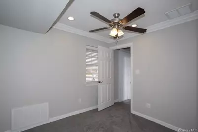 50 Westwood Drive #69, Westbury, NY 11590 - Photo 8