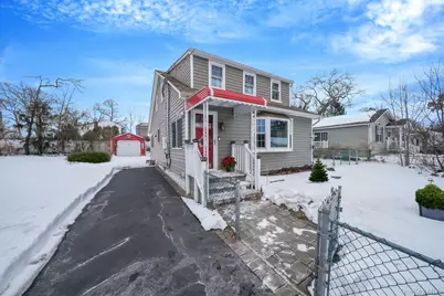 20 Blythe Road, Ronkonkoma, NY 11779 - Photo 2