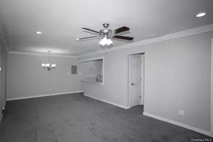 90 Westwood Dr, Westbury, NY 11590 - Photo 4