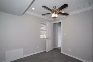 90 Westwood Dr, Westbury, NY 11590 - Photo 8