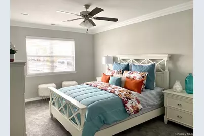 115 Westwood Drive #137, Westbury, NY 11590 - Photo 8