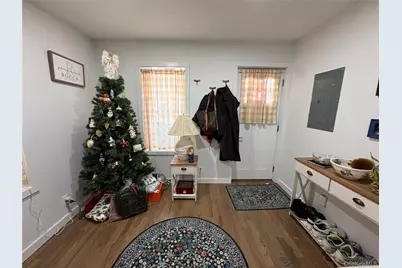 46 Maxwell Avenue, Oyster Bay, NY 11771 - Photo 2