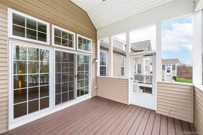 27 Dutch Court, Wappingers Falls, NY 12590 - Photo 14