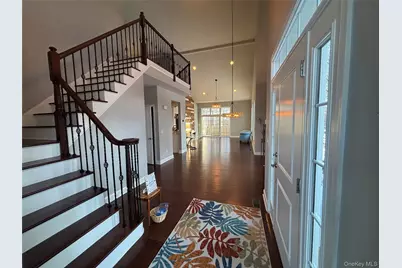 27 Dutch Court, Wappingers Falls, NY 12590 - Photo 4