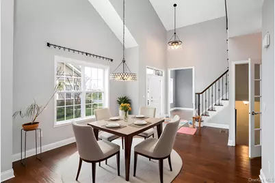 27 Dutch Court, Wappingers Falls, NY 12590 - Photo 6