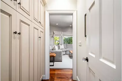 8 Mountain Laurel Lane, Southampton, NY 11968 - Photo 14