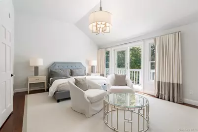 8 Mountain Laurel Lane, Southampton, NY 11968 - Photo 18