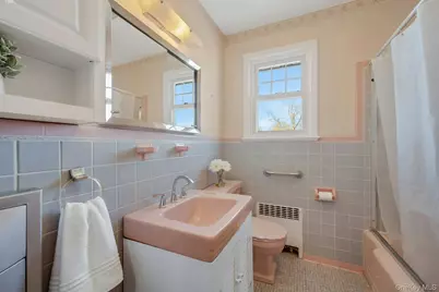 37 Fowler Avenue, Yonkers, NY 10701 - Photo 26