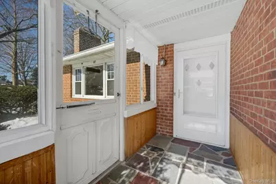 37 Fowler Avenue, Yonkers, NY 10701 - Photo 4