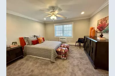 302 Imperial #I3302, Bayport, NY 11705 - Photo 4