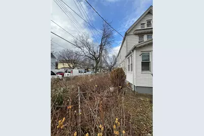 147-03 111th Avenue, Jamaica, NY 11435 - Photo 4