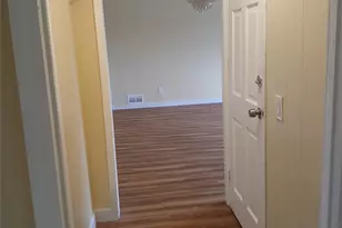 145-08 Hook Creek Blvd, Rosedale, NY 11422 - Photo 4