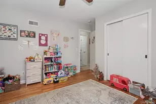 22 Wendover Dr, Poughkeepsie, NY 12601 - Photo 10