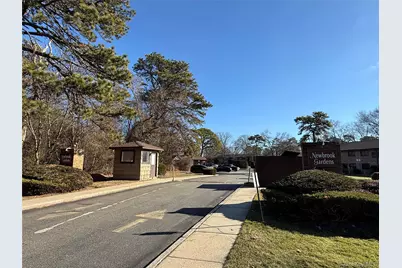 55 Pinebrook Place, Bay Shore, NY 11706 - Photo 12