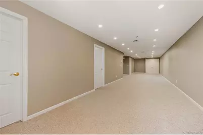 434 Autumn Drive, East Meadow, NY 11554 - Photo 24