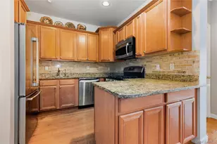 434 Autumn Dr, East Meadow, NY 11554 - Photo 12