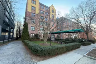 42 Barker Ave, White Plains, NY 10601 - Photo 12