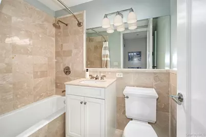 10 City Place #PH4C, White Plains, NY 10601 - Photo 22