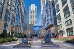 10 City Pl, White Plains, NY 10601 - Photo 14
