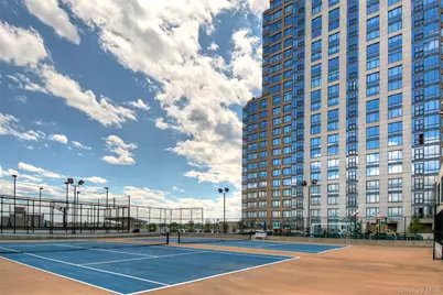 10 City Place #PH4C, White Plains, NY 10601 - Photo 32