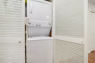 327 Sierra Vista Ln, Valley Cottage, NY 10989 - Photo 22