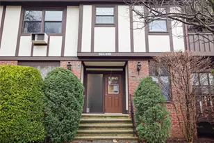 327 Sierra Vista Ln, Valley Cottage, NY 10989 - Photo 2