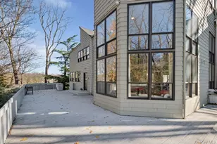 6 The Maples, Roslyn, NY 11576 - Photo 16
