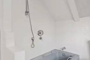 6 The Maples, Roslyn, NY 11576 - Photo 42