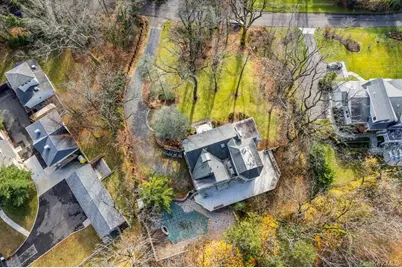 6 The Maples, Roslyn, NY 11576 - Photo 4