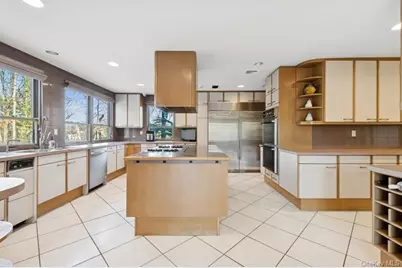 6 The Maples, Roslyn, NY 11576 - Photo 26