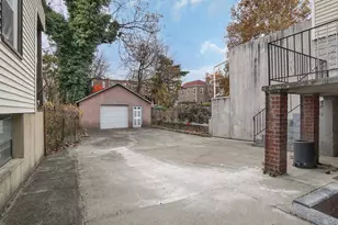 836 E 229th St, Bronx, NY 10466 - Photo 22