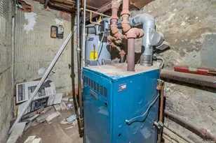 97-03 Jamaica Ave, Jamaica, NY 11421 - Photo 16