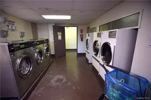 2 Sadore Ln, Yonkers, NY 10710 - Photo 10