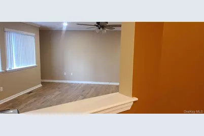 106 Crystal Hill Lane #106, Poughkeepsie, NY 12603 - Photo 4