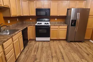 106 Crystal Hill Ln, Poughkeepsie, NY 12603 - Photo 8