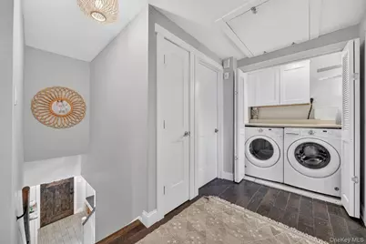 18 Lambert Lane, New Rochelle, NY 10804 - Photo 36