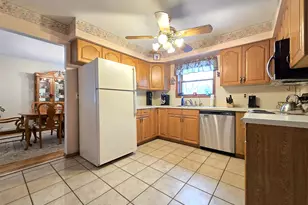 14 Avenue C, Holbrook, NY 11741 - Photo 8