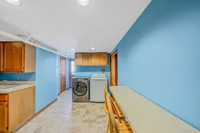 6051 71st Street, Maspeth, NY 11378 - Photo 22
