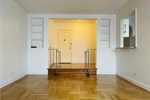 210 Martine Ave, White Plains, NY 10601 - Photo 4