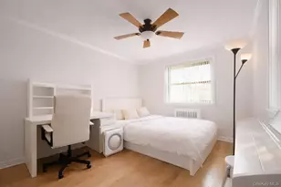 6 W Mill Dr, Great Neck, NY 11021 - Photo 8