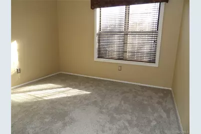 26 Greenmeadow Drive, Babylon, NY 11702 - Photo 10