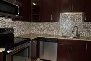 26 Greenmeadow Dr, Babylon, NY 11702 - Photo 2