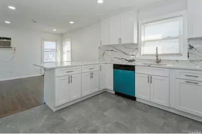 250 New York Avenue, Long Beach, NY 11561 - Photo 8