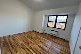 61-19 232nd St, Oakland Gardens, NY 11364 - Photo 16