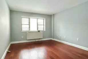 143-41 84th Dr, Briarwood, NY 11435 - Photo 10