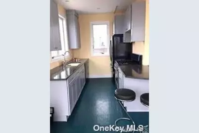 7 Pond Point Road, Westhampton Beach, NY 11978 - Photo 6