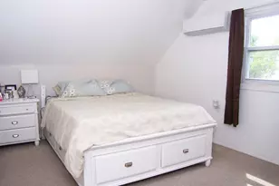 10 Clarence St, Copiague, NY 11726 - Photo 14