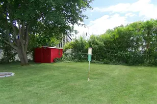 10 Clarence St, Copiague, NY 11726 - Photo 8